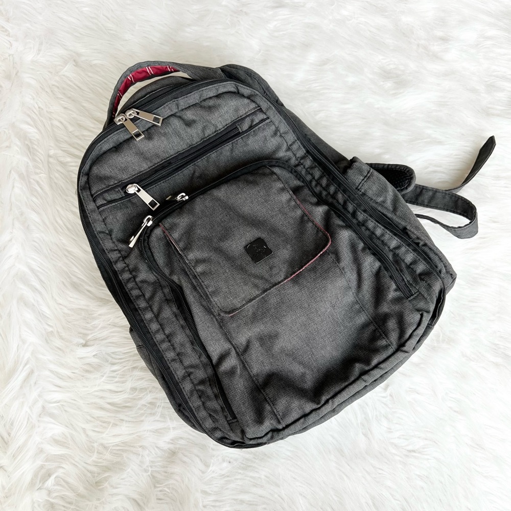 Jujube Be Right Back Diaper bag in Chrome - No Longer Sold - Picture 2 of 14